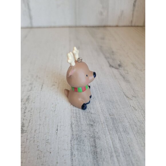Hallmark little reindeer ornament Xmas cute - Picture 6 of 6